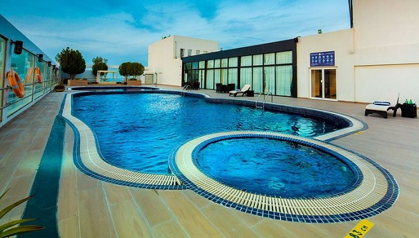 Budget Manama Hotels Nordic Palace and Spa Pool